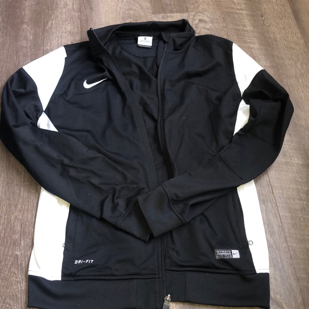 Black Nike Zip Up Jacket